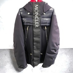超希少 KITH × MONCLER ダウンジャケット ネイビー