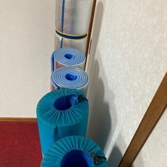 アウトドアマットまとめて
の画像