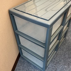 終了衣装ケースの画像