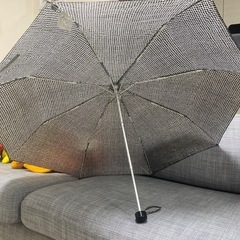 折りたたみ傘　IKEAの画像