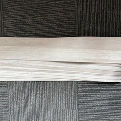 床貼名人 DIYのプロが監修 フロアタイル かんたん施工 貼るだ...