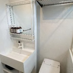 民泊利用も可能（賃料＋30000円)！ 初期費用なんと保証会社初回保証料＋前家賃、5万円！！ JR内房線 和田浦駅まで徒歩10分★ さらに家賃1ヶ月無料♪ 別荘・セカンドハウス・リモートワーク拠点に最適、ペット:多頭飼育可能！ モダンで洗練されたインテリア、こだわりの家具・設備つき。 大きな窓で自然光をたっぷり取り入れた開放的な空間。 2LDKタイプもあります （次回更新予定日5月17日） − 千葉県
