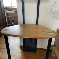 パソコンデスク　差し上げます
