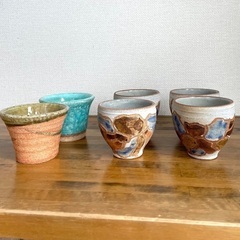 陶器のドリンクカップ