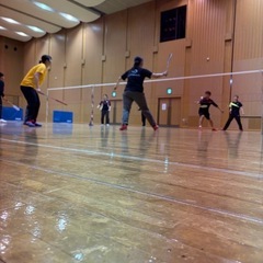 平日夜にバドミントンしませんか？🏸