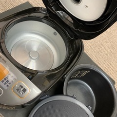 ZOJIRUSHI マイコン炊飯ジャーの画像