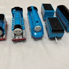 流線系トーマス含むおもちゃセットの画像