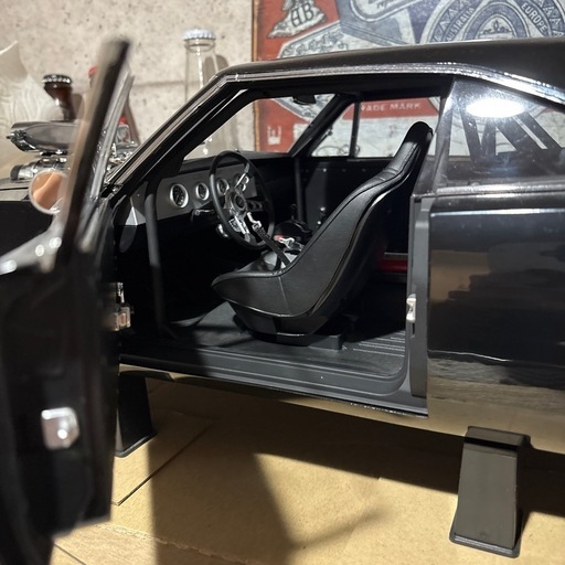 【引取1000円OFF】ディアゴスティーニ　「ダッジ・チャージャーR/T」1/8スケール【完成品】