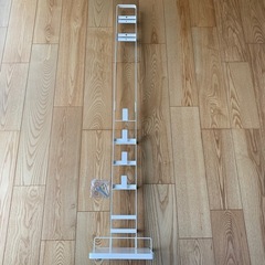 限界値下げ！【tower】コードレスクリーナースタンドの画像