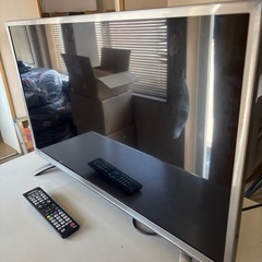 液晶テレビ　３２型