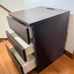 ニトリ　サイドテーブル　HALON40-3NT-DBR ナイトテーブルの画像
