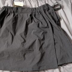 半額以下2000円　未使用モンベルのストレッチラップショーツの画像