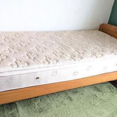 無料：ニトリのベット（シングル）