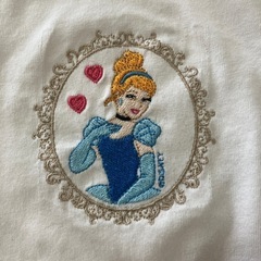 コンピューター刺繍ミシンの画像