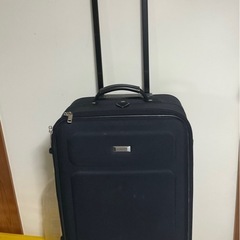☺️スーツケース B 22✖️36✖️h56cm  布貼 黒  ...
