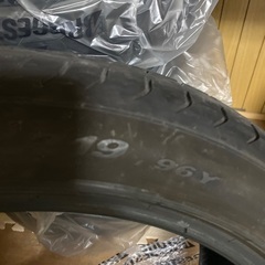 タイヤ　PZERO 255-40ZR19  ホイルナシ　4本セットの画像