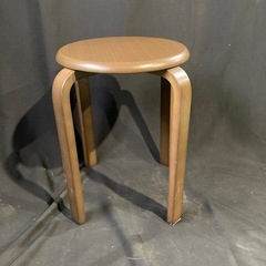 カーマ　木製丸スツール