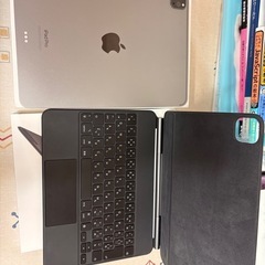 iPad Pro 11 インチ第4世代+Magic Keyboard 