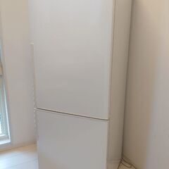 『この美品270㍑冷蔵庫✬節約志向の家族用にピッタリ❗』シャープ ノンフロン冷凍冷蔵車  【SJ−PD27P−W】✨美品 2016年製
