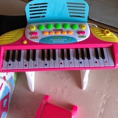 子供のピアノ の画像
