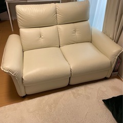 ニトリ　2人掛け　電動ソファ　
リクライニング　ソファー