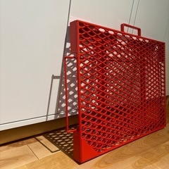 【新品未使用】アウトドアテーブル（赤）の画像