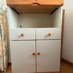 収納棚　