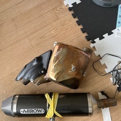 助けてください