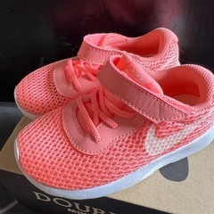 NIKEキッズシューズ、新品中古
