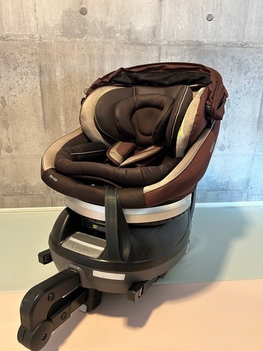 Combi ネルーム ISOFIX エッグショック NF-700 (Ikumi Yosh
