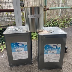水性防水アトレーヌ2缶と水性トップコート