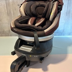 Combi ネルーム ISOFIX エッグショック NF-700
