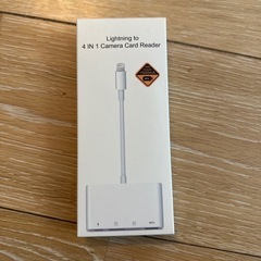 Lightningの4 IN 1 カードリーダー