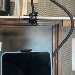 くねくねスマホホルダーの画像