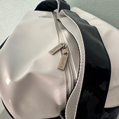 野球　ジャイアンツ　エナメルバッグの画像