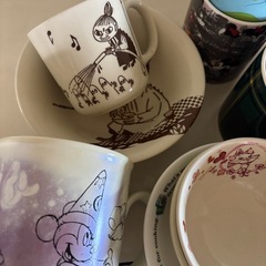 キャラクター食器類の画像
