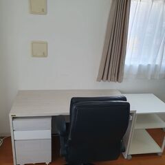 ニトリ 140cm幅 デスク + サイドワゴン + ワークチェア...