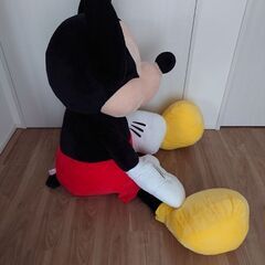 ミッキーマウス特大ぬいぐるみ　全長約150cmの画像