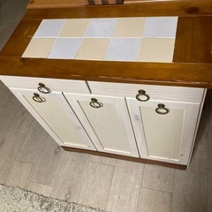カントリー調　蓋付き ゴミ箱 ダストボックス  収納カウンター キッチンカウンター ナチュラルの画像