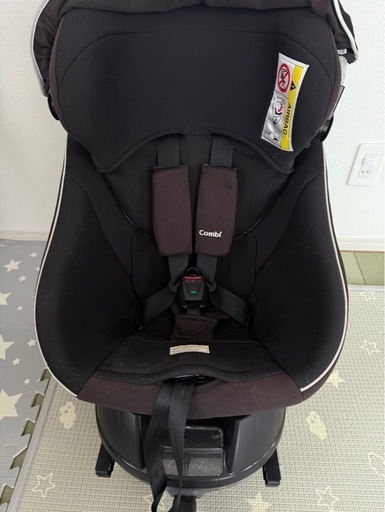 チャイルドシート　コンビ　ISOFIX