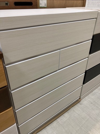 取りに来れる方限定！関家具のチェストです！