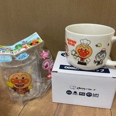 【新品】　アンパンマン　カップセット　マグカップ　