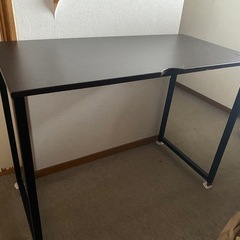 テーブル