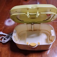 ベビー用品⑪ コンビ　おしりふき温め器　クイックウォーマーの画像