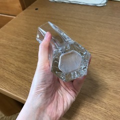 ガラスの花瓶の画像