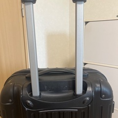 キャリーケースの画像