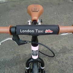 Jefferys ジェフェリーズ London Taxi ロンドンタクシー 12インチ キックバイク 足こぎ自転車 ピンク スタンド付の画像