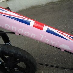 Jefferys ジェフェリーズ London Taxi ロンドンタクシー 12インチ キックバイク 足こぎ自転車 ピンク スタンド付の画像