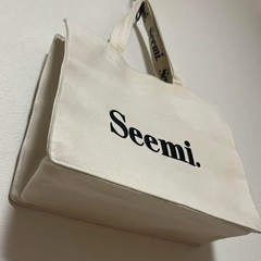 Seemi. トートバッグ　アイボリー キャンバス