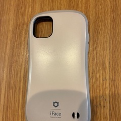 iPhone11ケース　アイフェイス